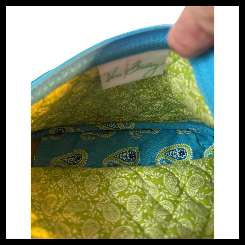 Vera Bradley Crossbody Bag  NWOT Quilted Blue Paisley Purse Shoulder Bag